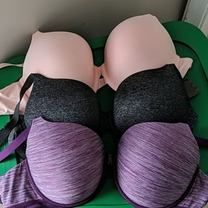 3 Victoria's Secret T Shirt Bras 38 DDD